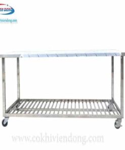 ảnh bìa vuông bàn sơ chế