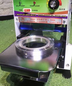 Máy dập nắp ly nhựa