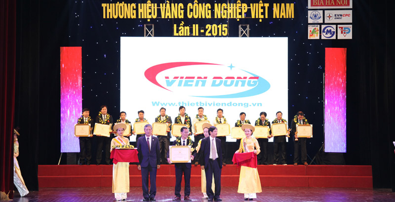 Viễn Đông nhận thương hiệu vàng công nghiệp Việt Nam
