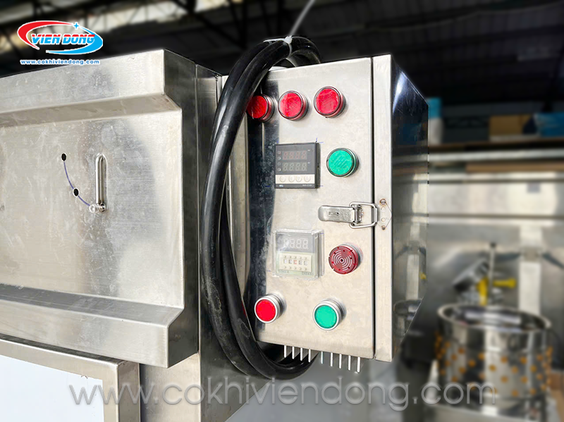 Máy sấy trái cây công nghiệp Máy sấy trái cây công nghiệp